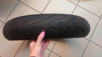 Pneu Pirelli Angel GT 120/70ZR17